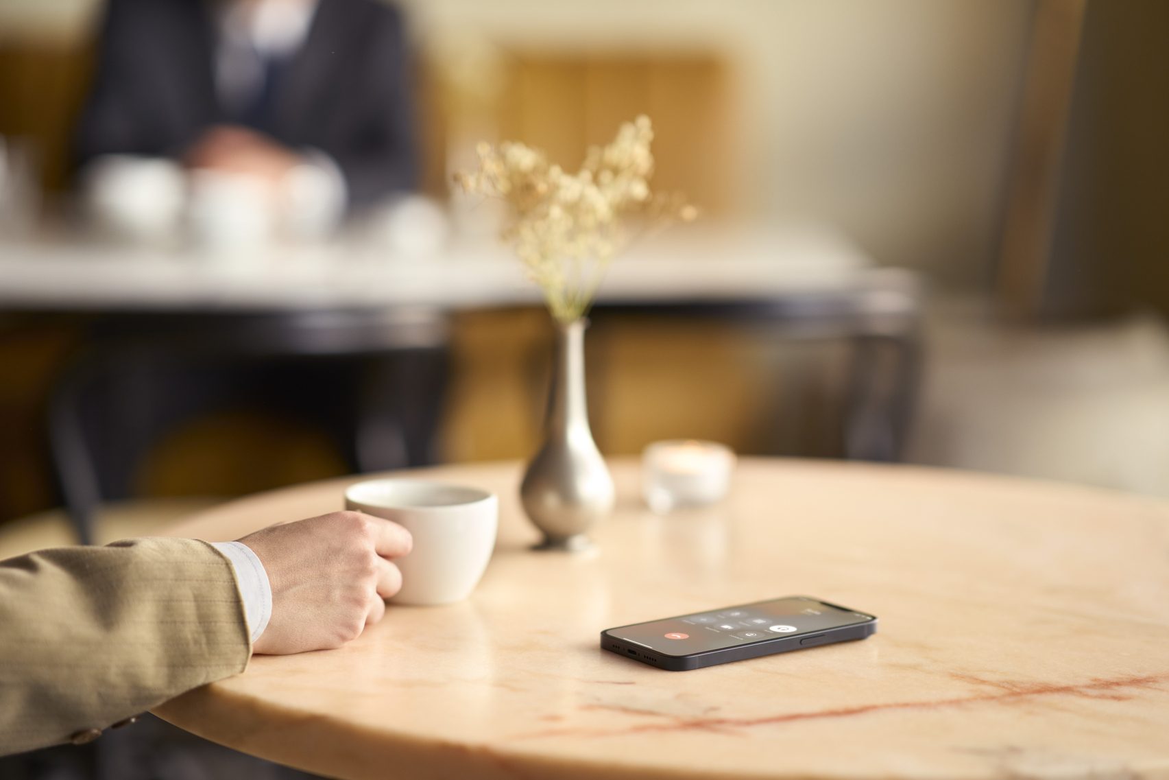 Conversational settings: call in the dining room